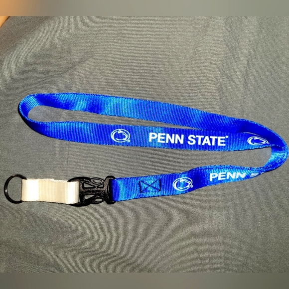 None Other - 3/$10🎄NWOT💙 Penn State Lanyard
